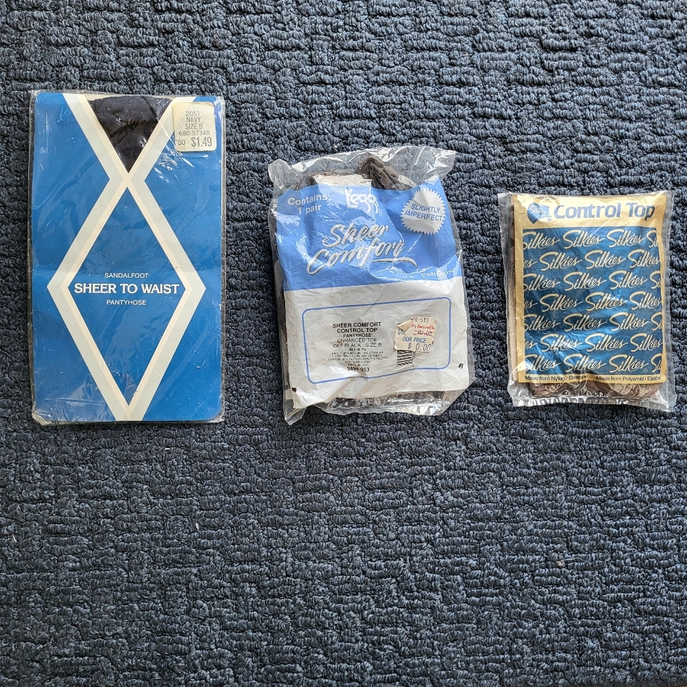 3 Pantyhose Nylons Vintage Pain New In Original Packaging
